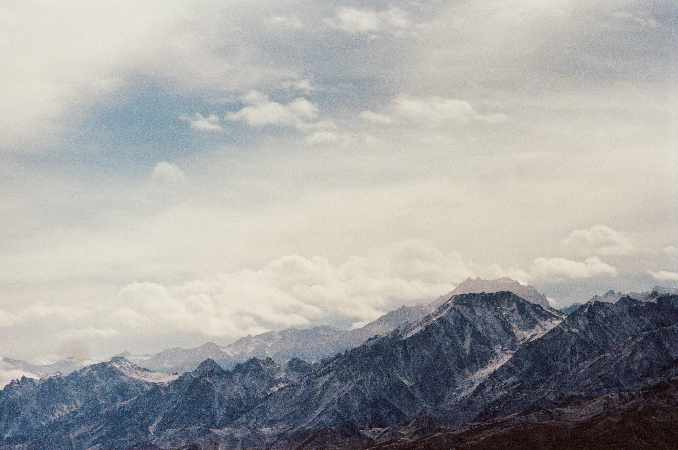 /_next/static/media/stack-sierras.6b54c26f.jpg
